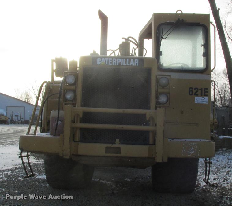 image for item K4218 1988 Caterpillar 621E conventional scraper