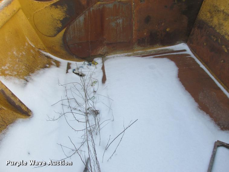 image for item K4218 1988 Caterpillar 621E conventional scraper