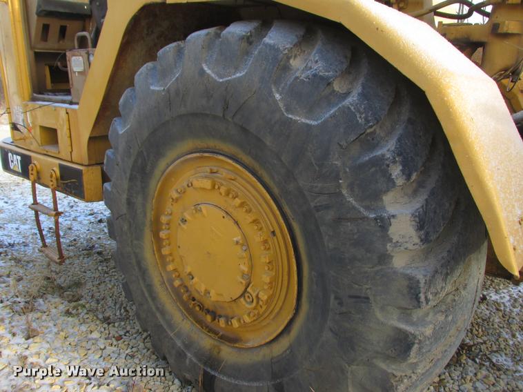 image for item K4218 1988 Caterpillar 621E conventional scraper