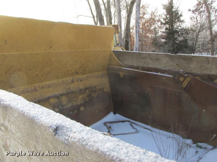 image for item K4218 1988 Caterpillar 621E conventional scraper