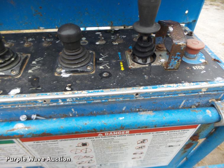 image for item K5526 1993 Genie S60 boom lift