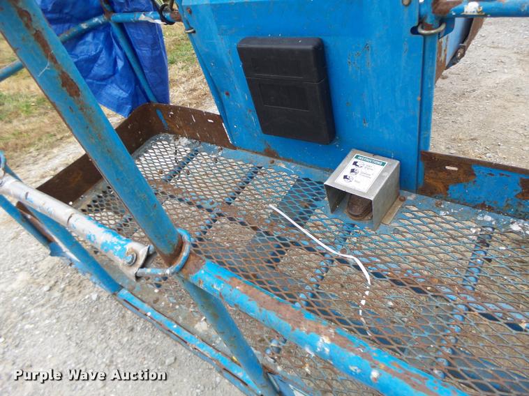 image for item K5526 1993 Genie S60 boom lift