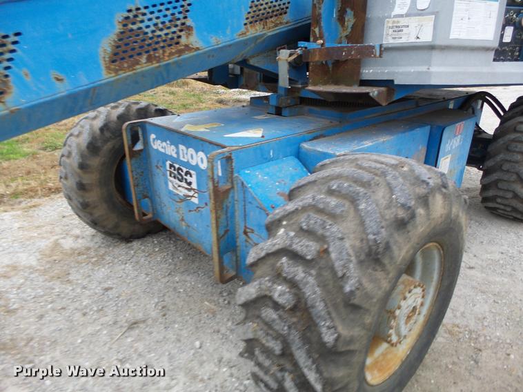 image for item K5526 1993 Genie S60 boom lift