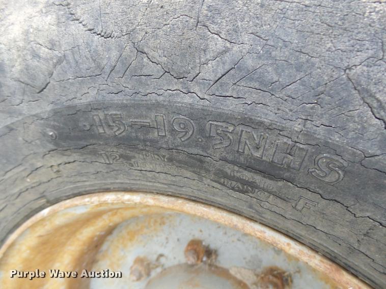 image for item K5526 1993 Genie S60 boom lift