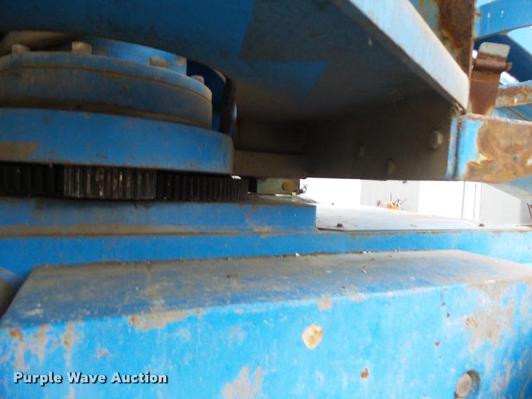 image for item K5526 1993 Genie S60 boom lift