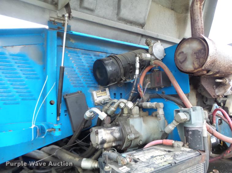 image for item K5527 1997 Genie S60 boom lift