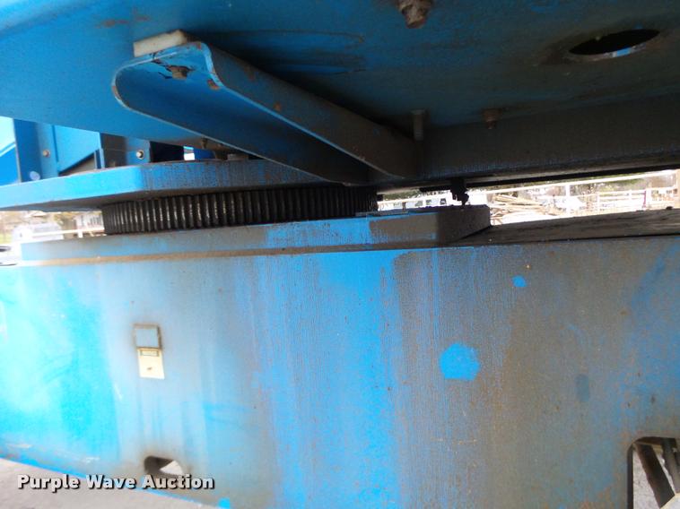image for item K5527 1997 Genie S60 boom lift