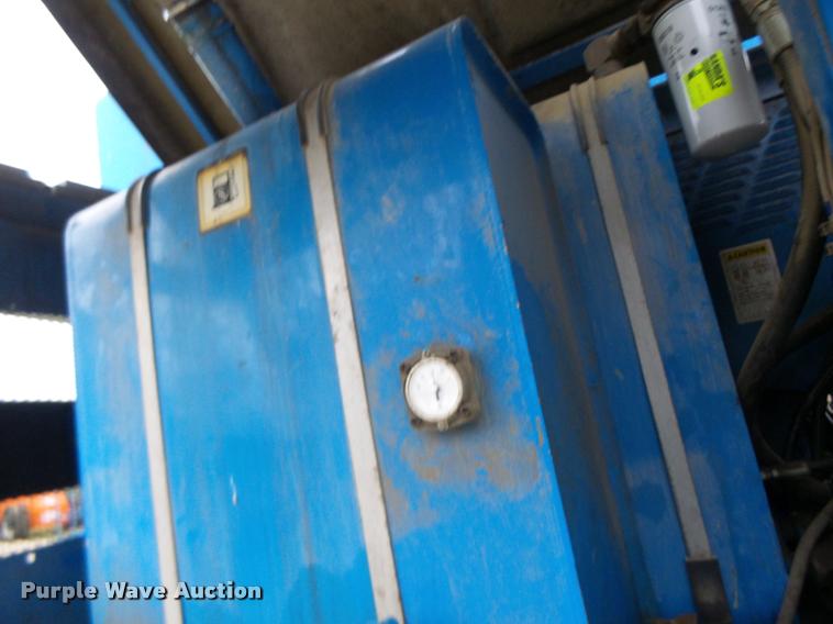 image for item K5527 1997 Genie S60 boom lift