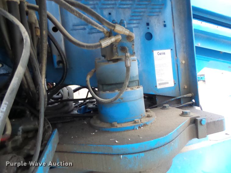 image for item K5527 1997 Genie S60 boom lift