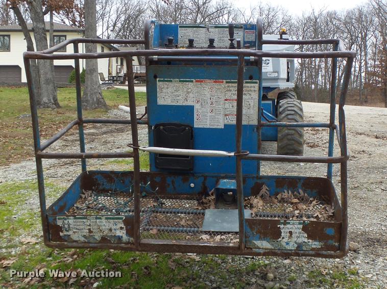 image for item K5528 1992 Genie S60 boom lift