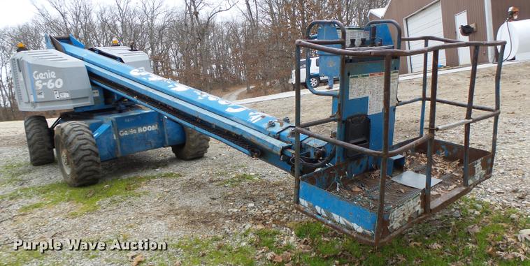 image for item K5528 1992 Genie S60 boom lift