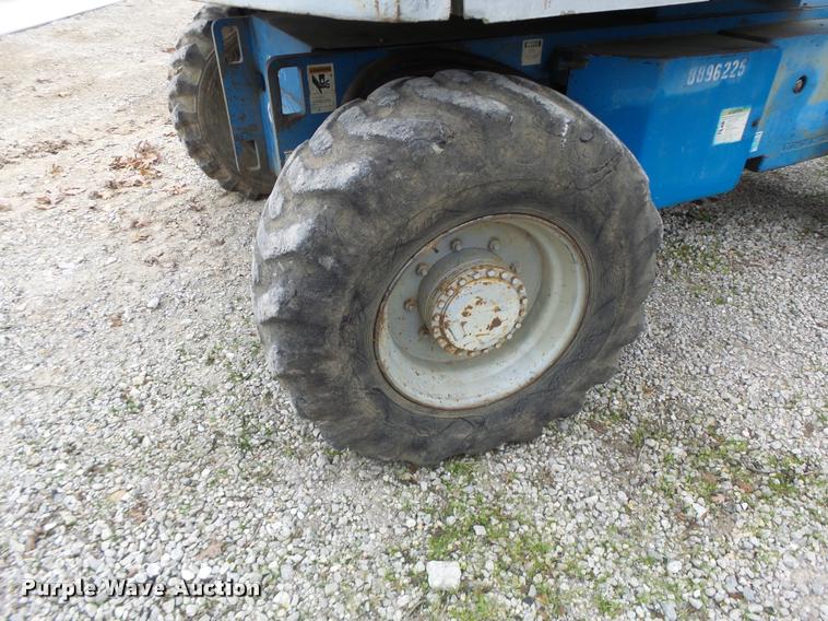 image for item K5528 1992 Genie S60 boom lift