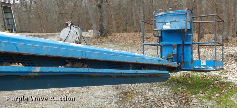 image for item K5528 1992 Genie S60 boom lift