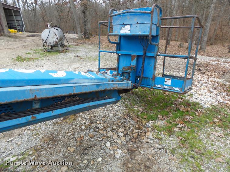 image for item K5528 1992 Genie S60 boom lift
