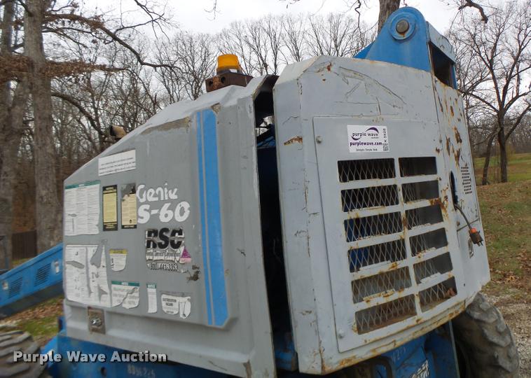 image for item K5528 1992 Genie S60 boom lift