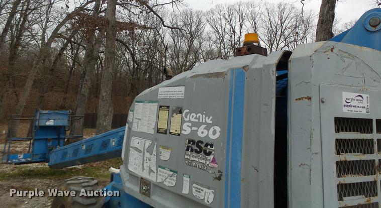 image for item K5528 1992 Genie S60 boom lift