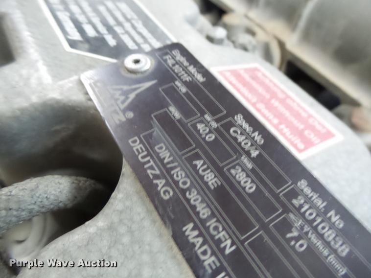 image for item K5528 1992 Genie S60 boom lift