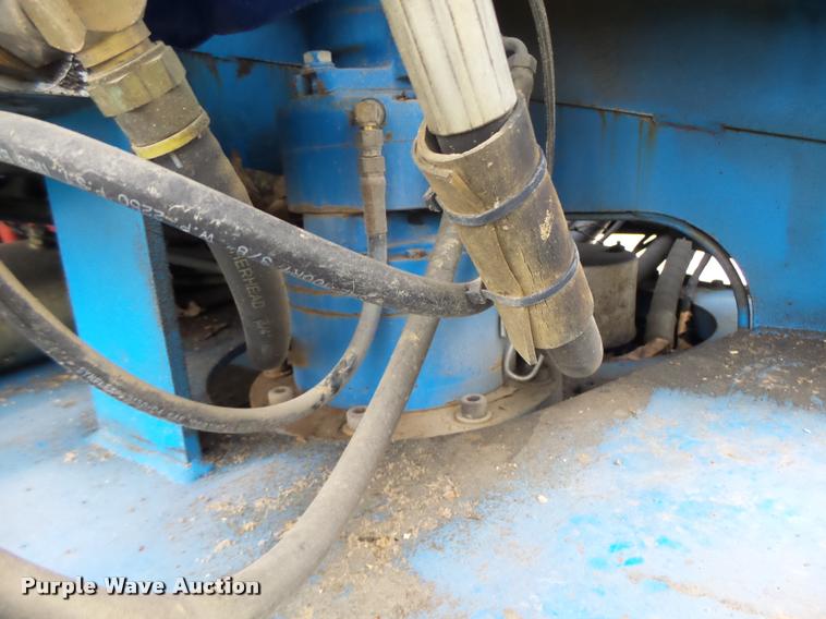 image for item K5528 1992 Genie S60 boom lift