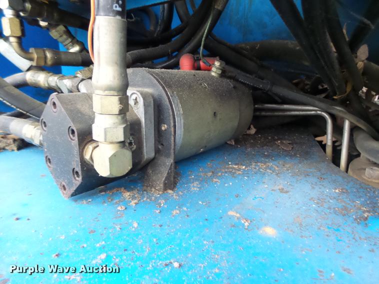 image for item K5528 1992 Genie S60 boom lift