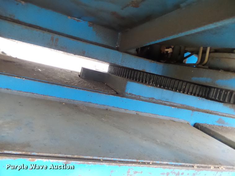 image for item K5528 1992 Genie S60 boom lift