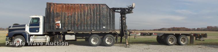 image for item K5540 1990 Freightliner FLD crane truck with equipment trailer