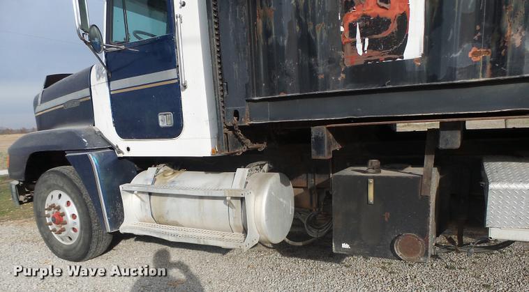 image for item K5540 1990 Freightliner FLD crane truck with equipment trailer