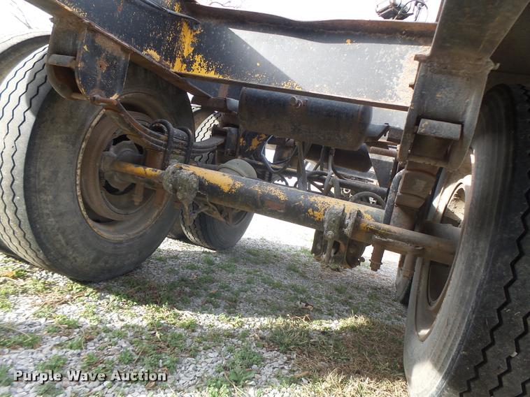 image for item K5540 1990 Freightliner FLD crane truck with equipment trailer