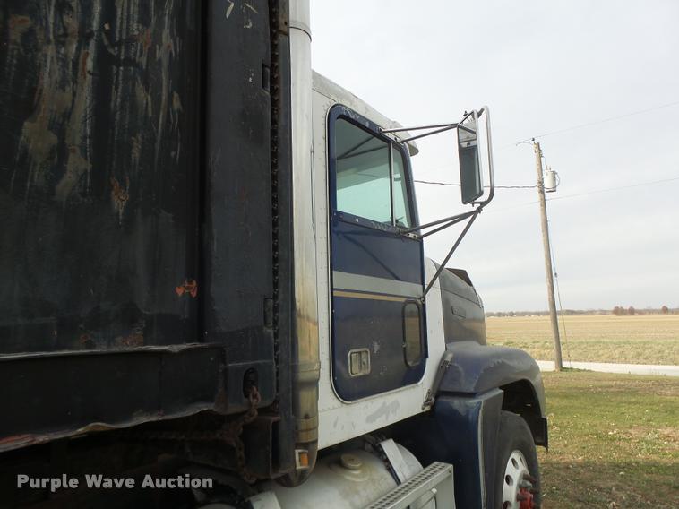 image for item K5540 1990 Freightliner FLD crane truck with equipment trailer