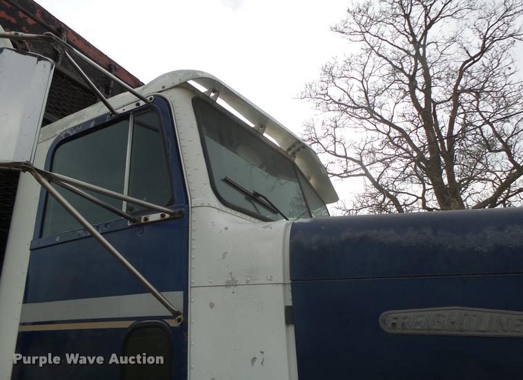 image for item K5540 1990 Freightliner FLD crane truck with equipment trailer