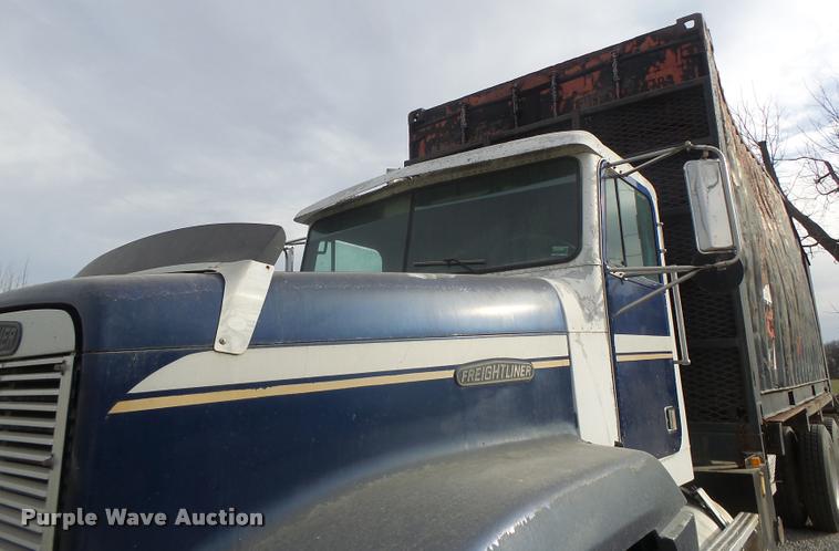 image for item K5540 1990 Freightliner FLD crane truck with equipment trailer