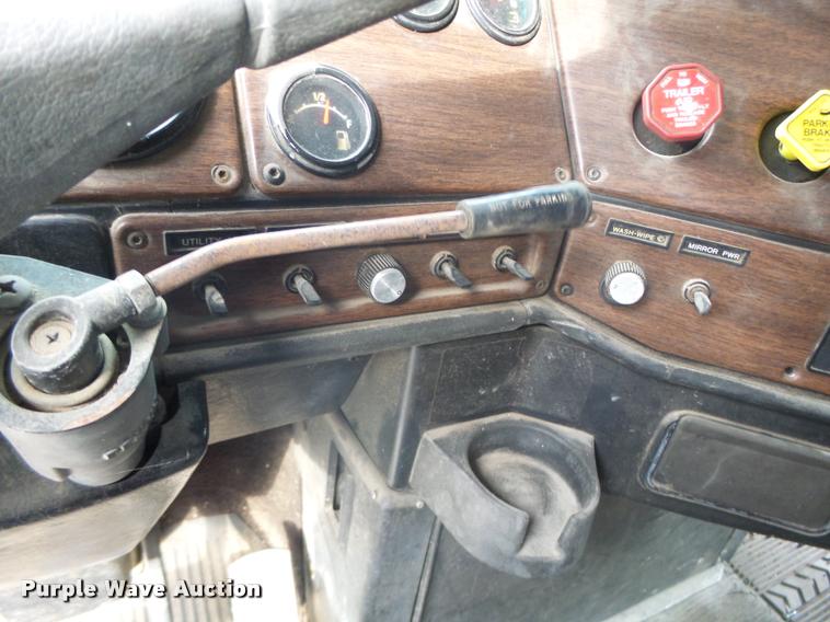 image for item K5540 1990 Freightliner FLD crane truck with equipment trailer