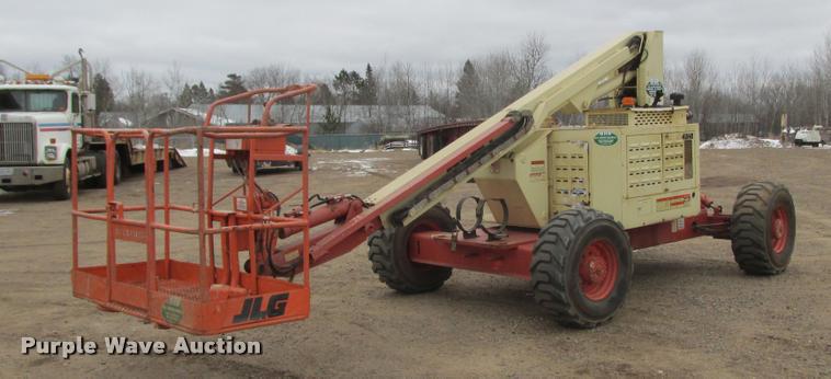 image for item K6185 1998 JLG 40HA boom lift