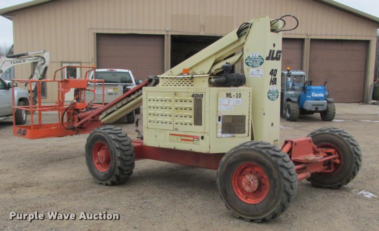 image for item K6185 1998 JLG 40HA boom lift