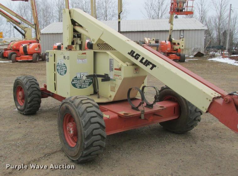 image for item K6185 1998 JLG 40HA boom lift