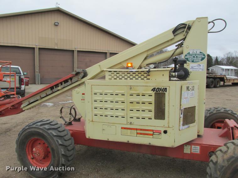 image for item K6185 1998 JLG 40HA boom lift