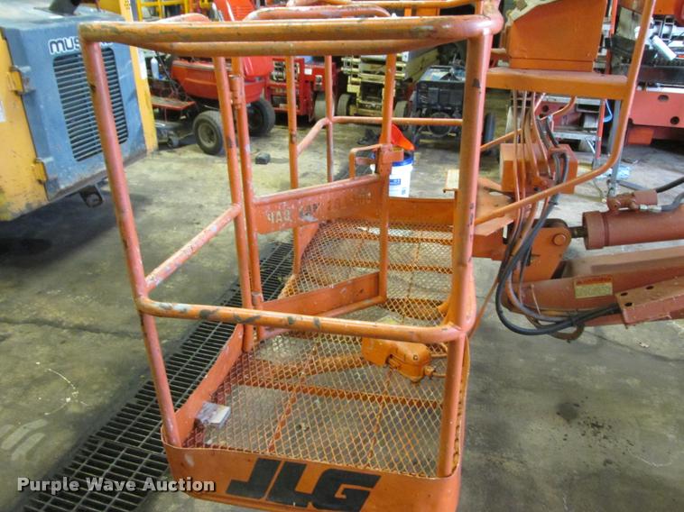 image for item K6185 1998 JLG 40HA boom lift