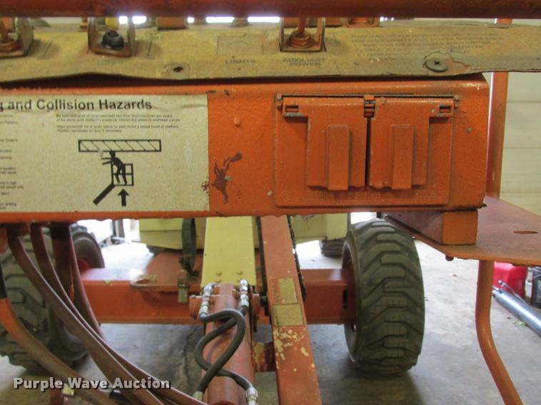 image for item K6185 1998 JLG 40HA boom lift