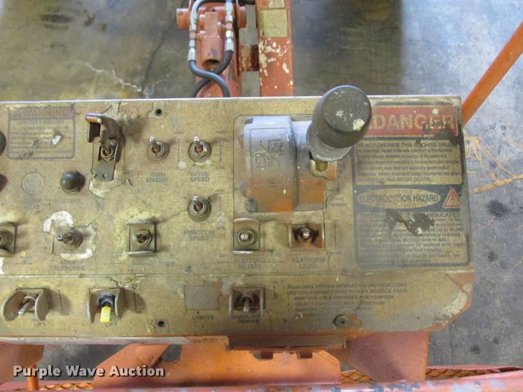 image for item K6185 1998 JLG 40HA boom lift