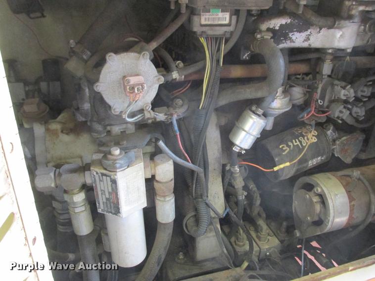 image for item K6185 1998 JLG 40HA boom lift