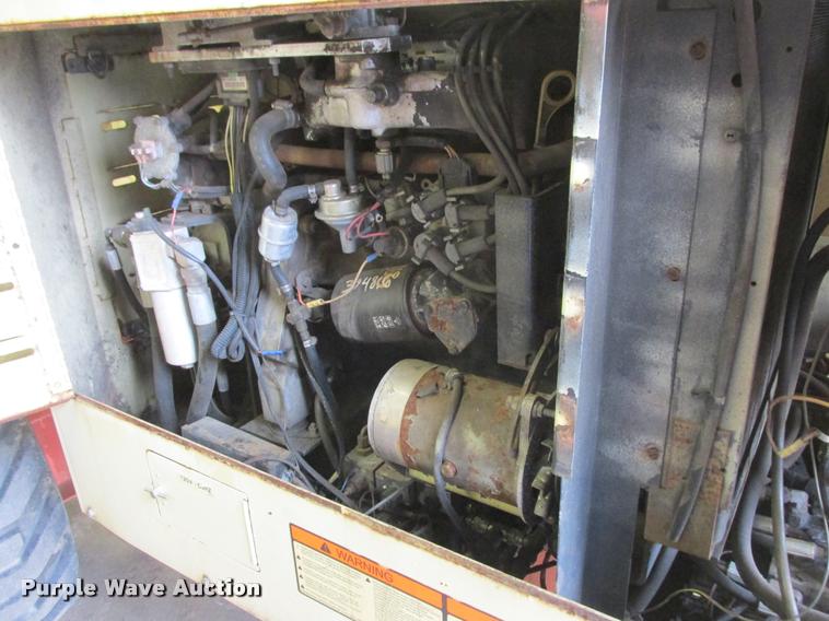 image for item K6185 1998 JLG 40HA boom lift