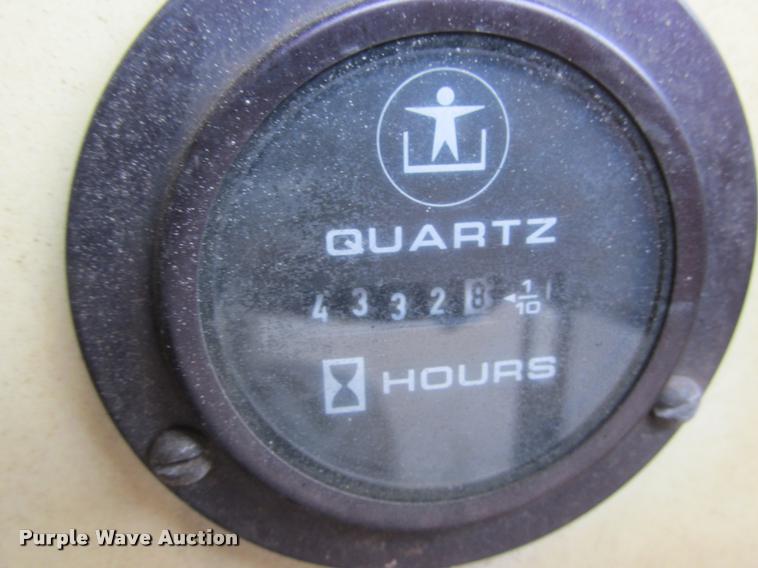 image for item K6185 1998 JLG 40HA boom lift