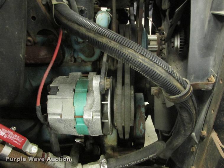 image for item K6189 1991 International 7100 vacuum truck