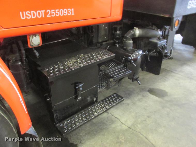 image for item K6189 1991 International 7100 vacuum truck