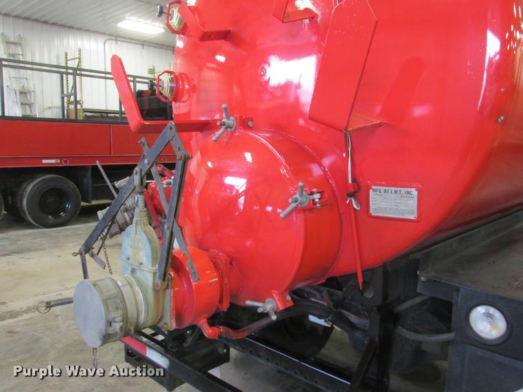 image for item K6189 1991 International 7100 vacuum truck