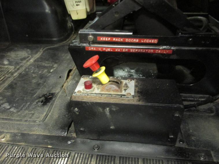 image for item K6189 1991 International 7100 vacuum truck