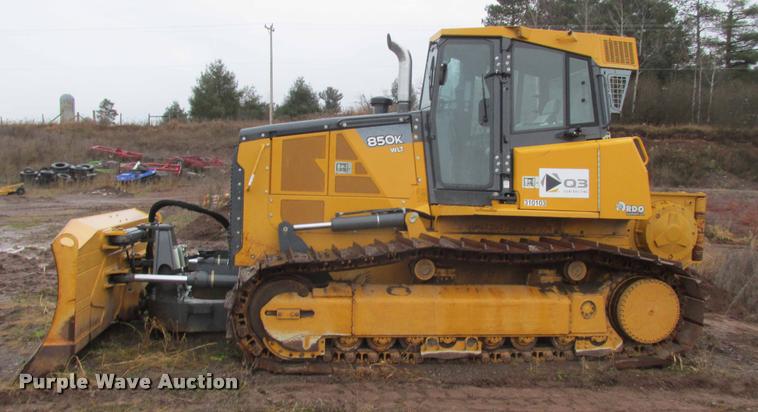 image for item K6202 2012 John Deere 850K WLT dozer