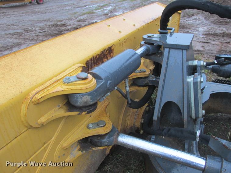 image for item K6202 2012 John Deere 850K WLT dozer