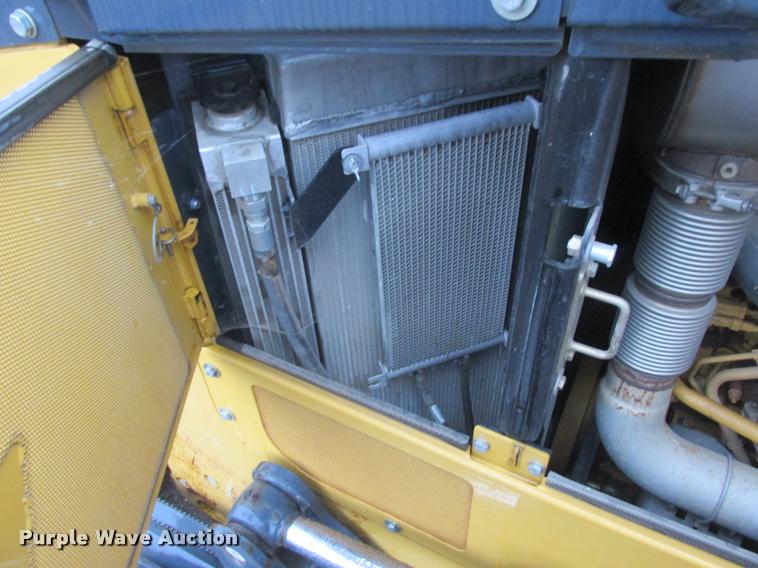 image for item K6202 2012 John Deere 850K WLT dozer