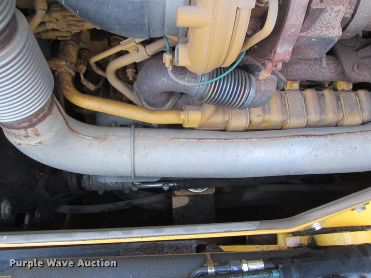 image for item K6202 2012 John Deere 850K WLT dozer