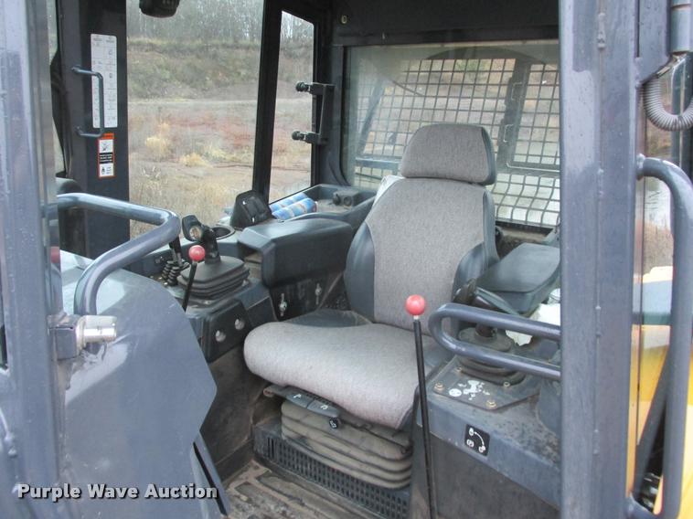 image for item K6202 2012 John Deere 850K WLT dozer